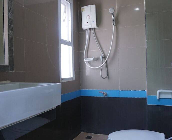 호스텔 Puangpech Place