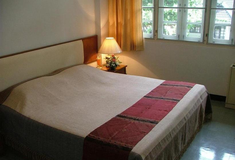 ユースホステル Ymca International Hotel Chiang Rai