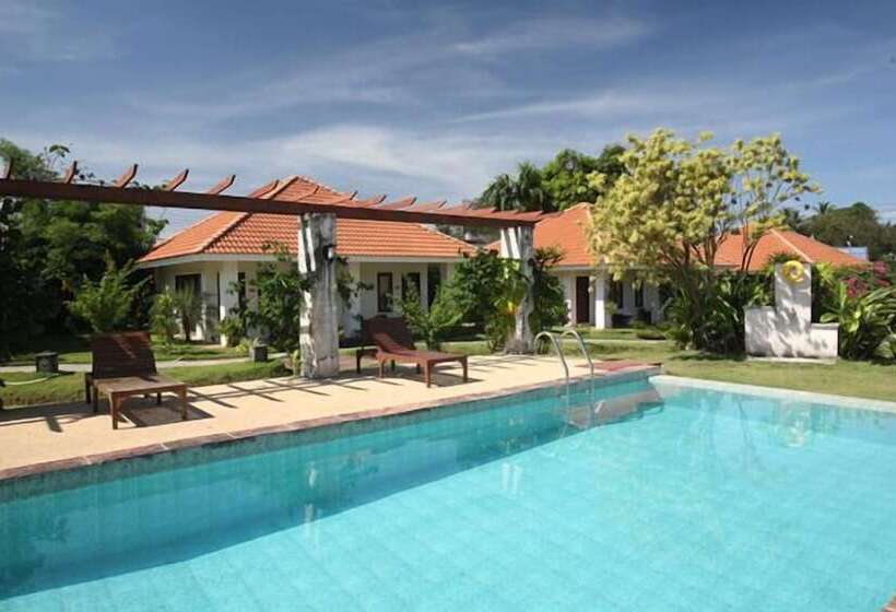 Baanchuengkao Resort Ranong