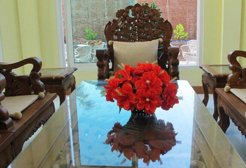 Baan Maesot Boutique Resort