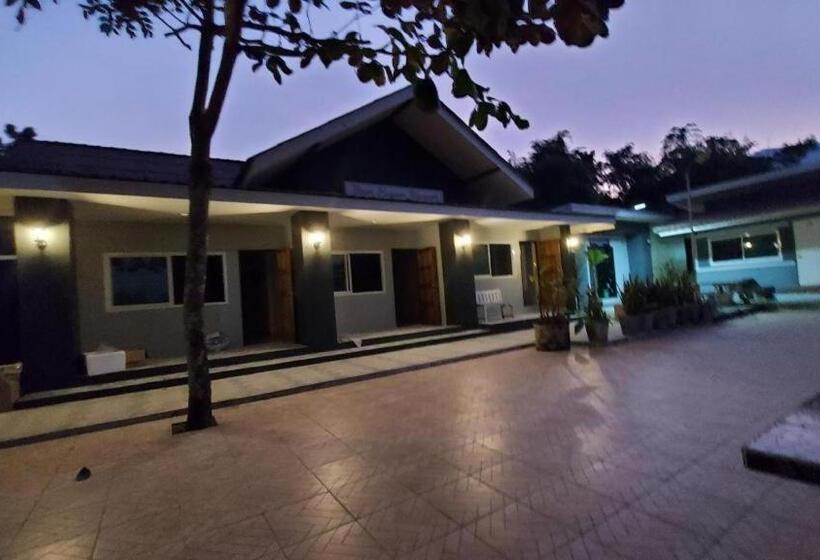 Ban Naam Resort