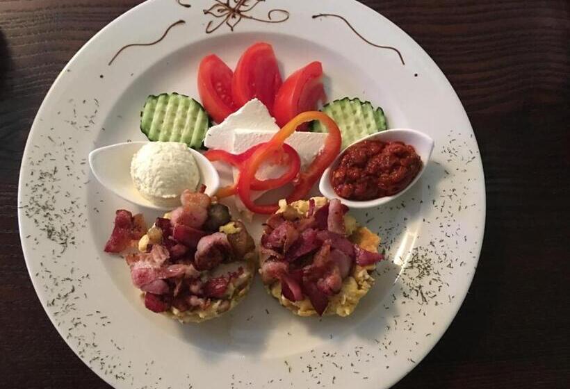 تختخواب و صبحانه Luxury Rooms Minjon