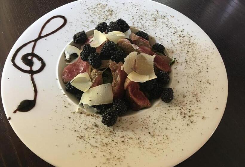 تختخواب و صبحانه Luxury Rooms Minjon