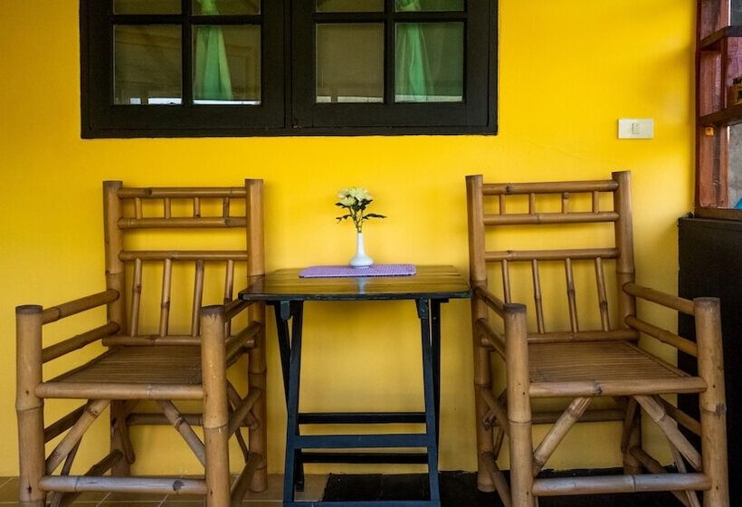 تختخواب و صبحانه Sabina Guesthouse Kamala