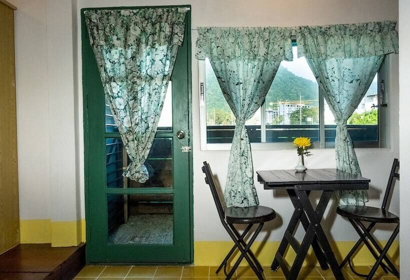 住宿加早餐  Sabina Guesthouse Kamala