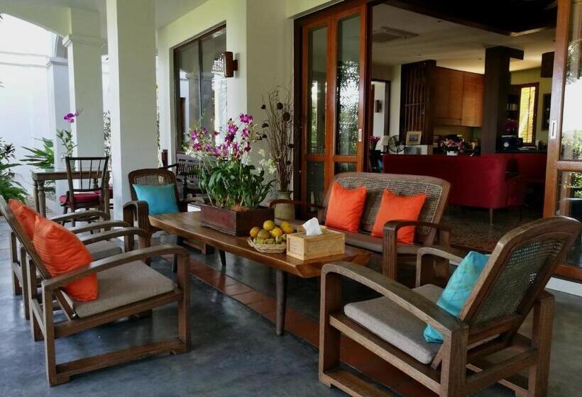 تختخواب و صبحانه Villa Albizia, Chiang Mai