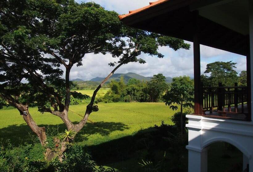 Bed and Breakfast Villa Albizia, Chiang Mai