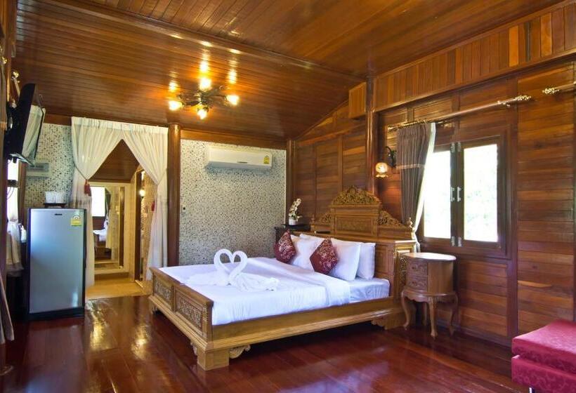 Bueng Bua Thong Resort