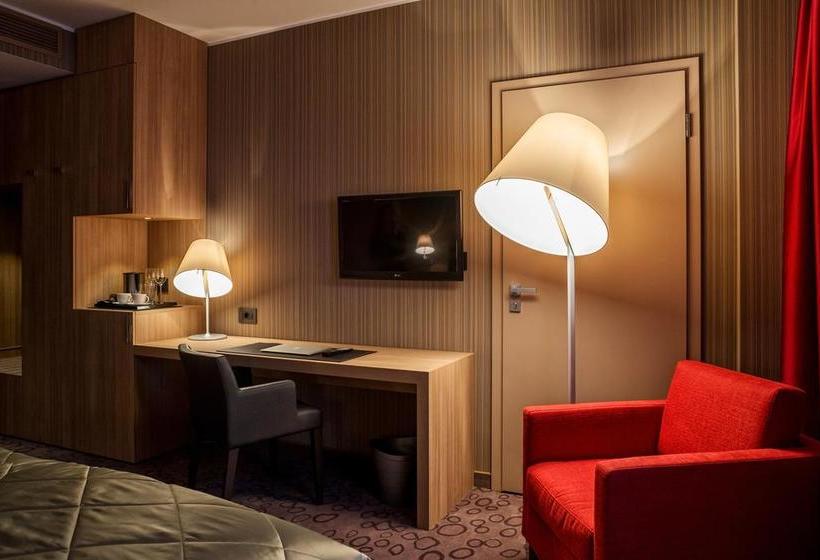 Domina Hotel Novosibirsk