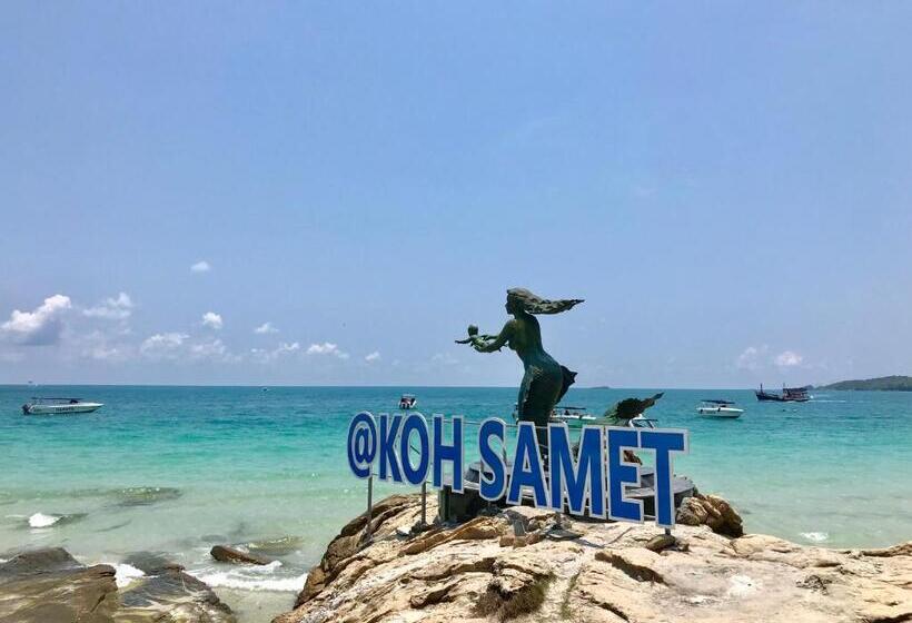 Green Bay Samed Resort