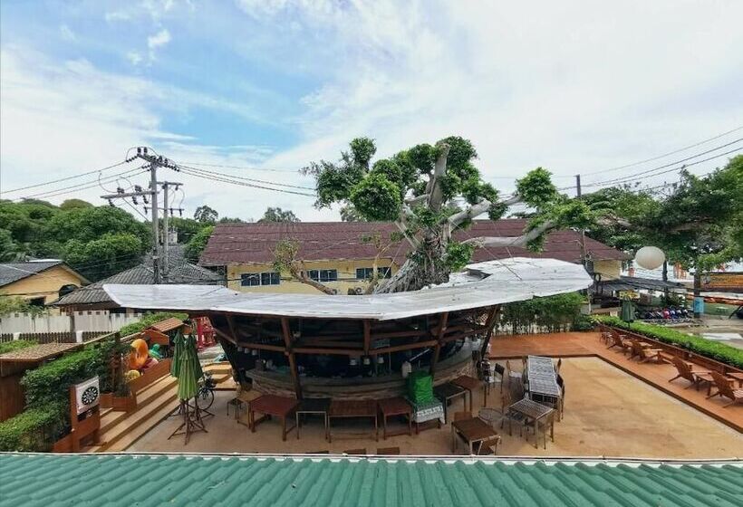 Green Bay Samed Resort