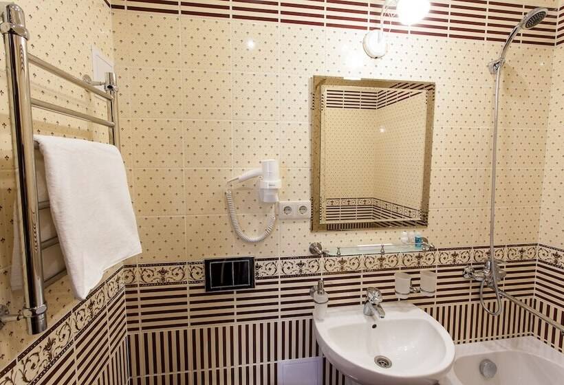 هتل Alex Residence