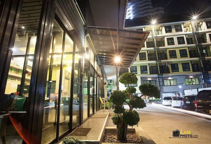 ホテル Artada Residence