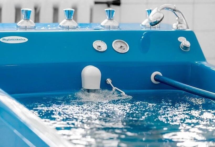 Отель Barkhatnye Sezony Ekaterininsky Kvartal