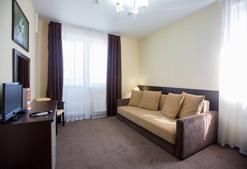 Отель Barkhatnye Sezony Ekaterininsky Kvartal