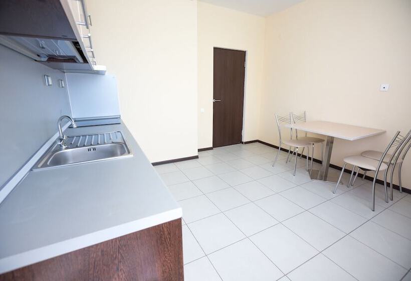 Отель Barkhatnye Sezony Ekaterininsky Kvartal