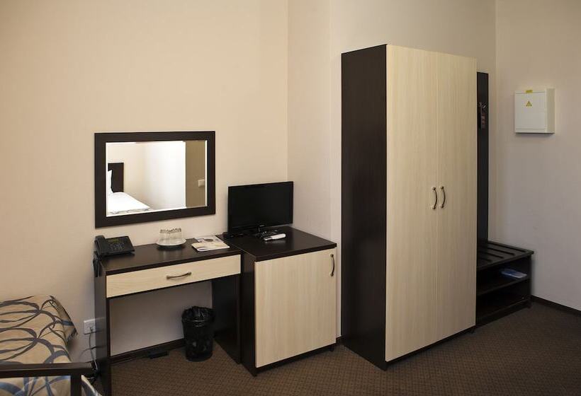 Отель Barkhatnye Sezony Ekaterininsky Kvartal