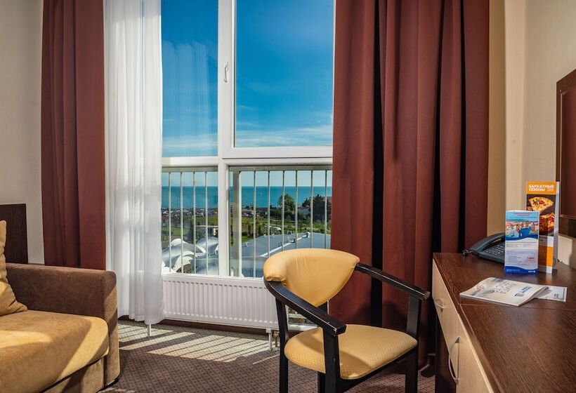 Отель Barkhatnye Sezony Ekaterininsky Kvartal