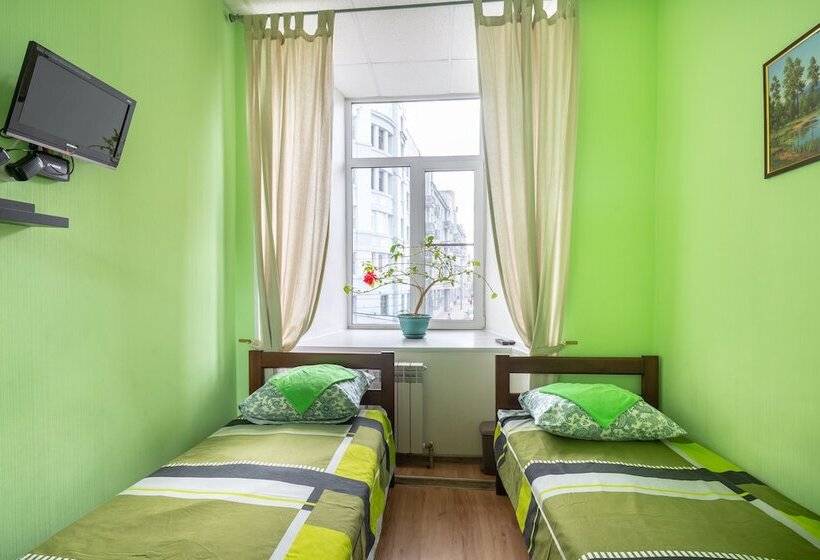 فندق Bugrov Hostel