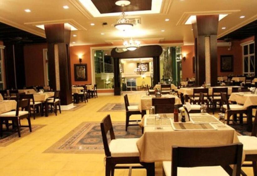 هتل Chour Palace