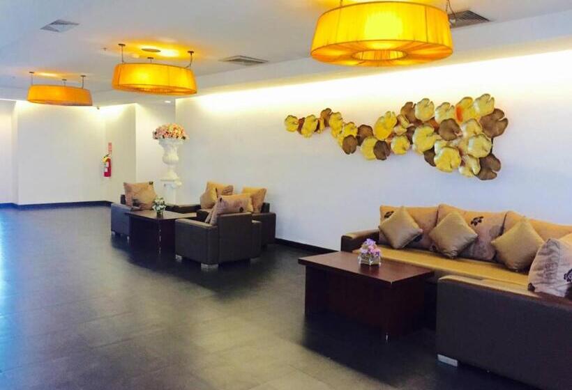 בית מלון כפרי Green World Palace