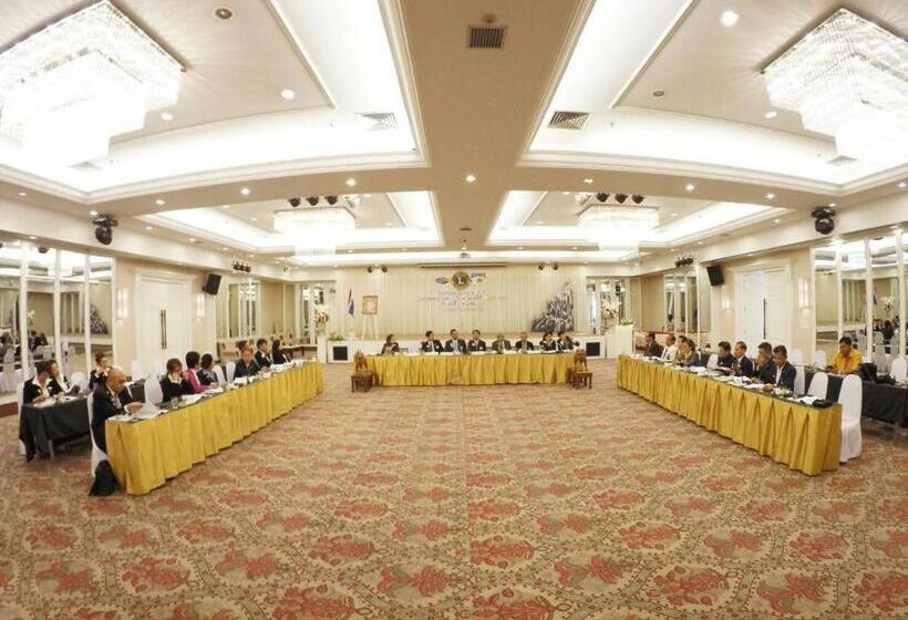 בית מלון כפרי Green World Palace