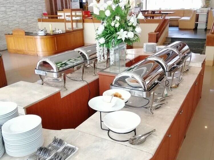 בית מלון כפרי Green World Palace