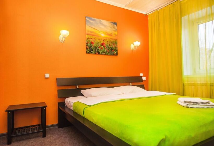 هتل Hostel Millenium