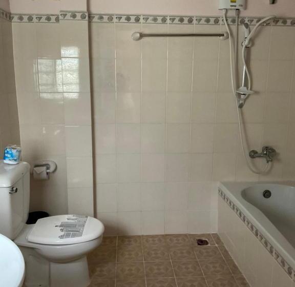 فندق Island Spa Resort