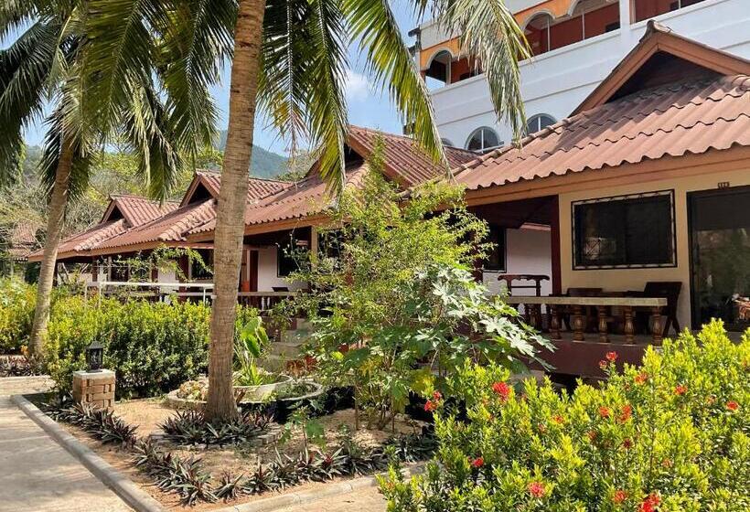 فندق Island Spa Resort