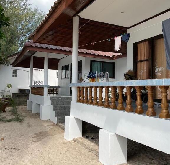 فندق Island Spa Resort