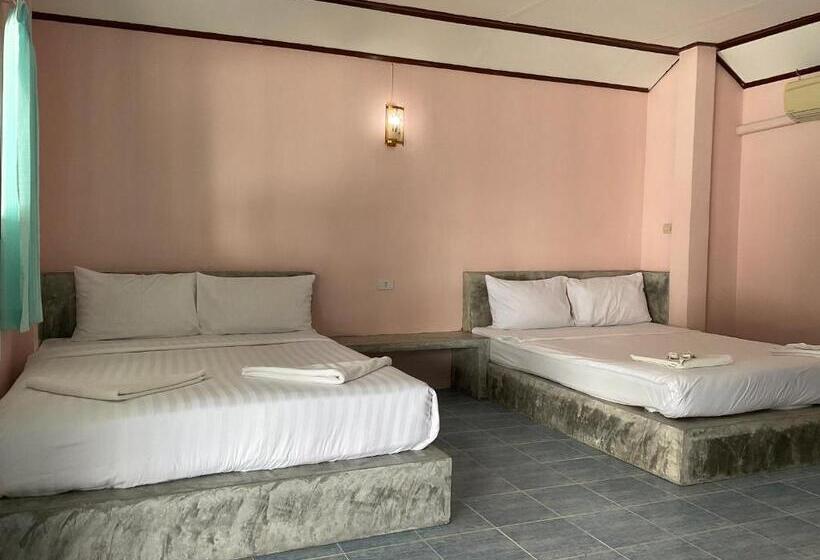 فندق Island Spa Resort