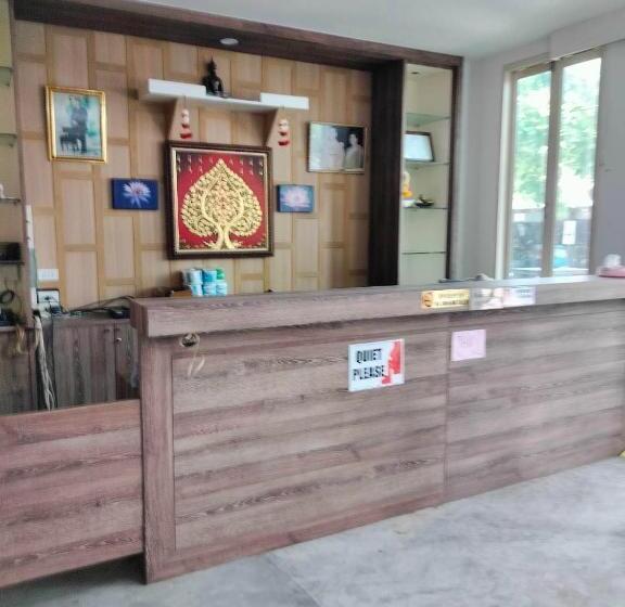 فندق Island Spa Resort