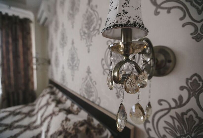 호텔 Kavkazskaya Plennitsa