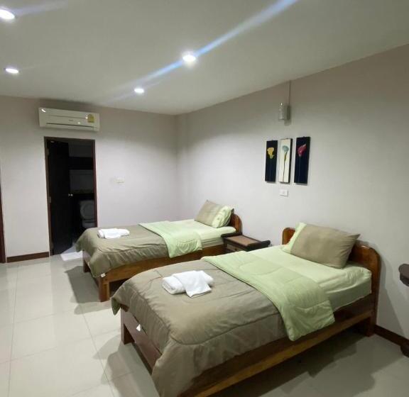 호텔 Klang Muang River Home