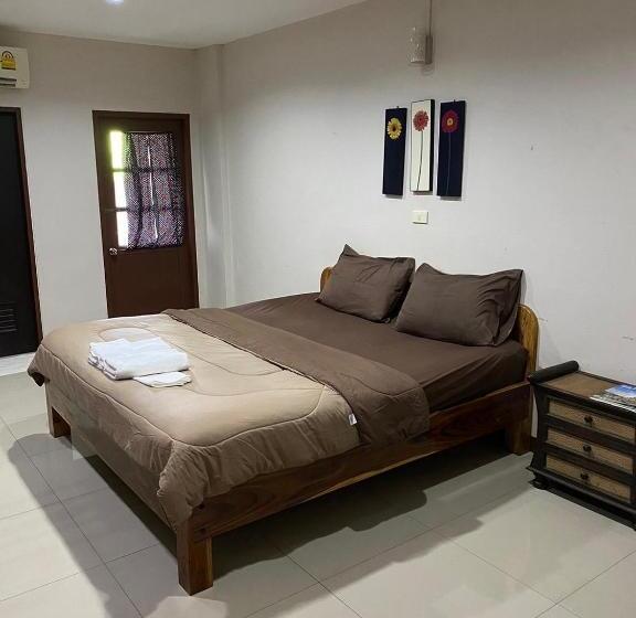 호텔 Klang Muang River Home