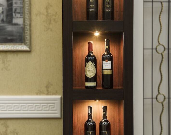 هتل La Familia Residence