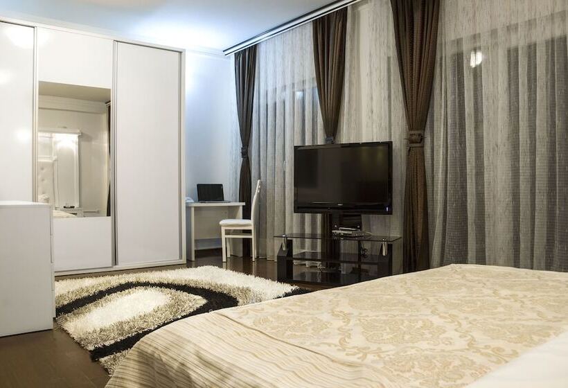 هتل La Familia Residence