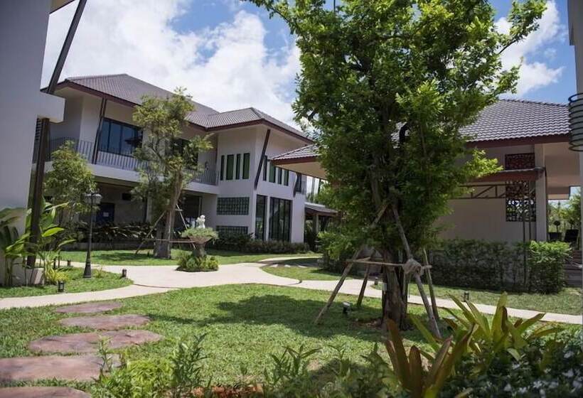 Отель Maryo Resort Chiangrai Sha Plus