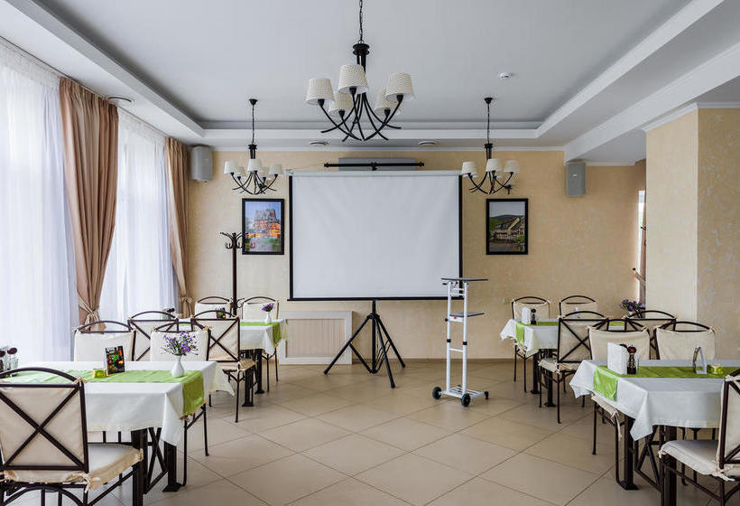 هتل Nemetskiy Dvorik