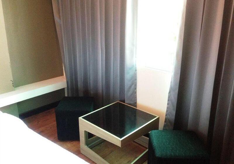 فندق New Travel Lodge