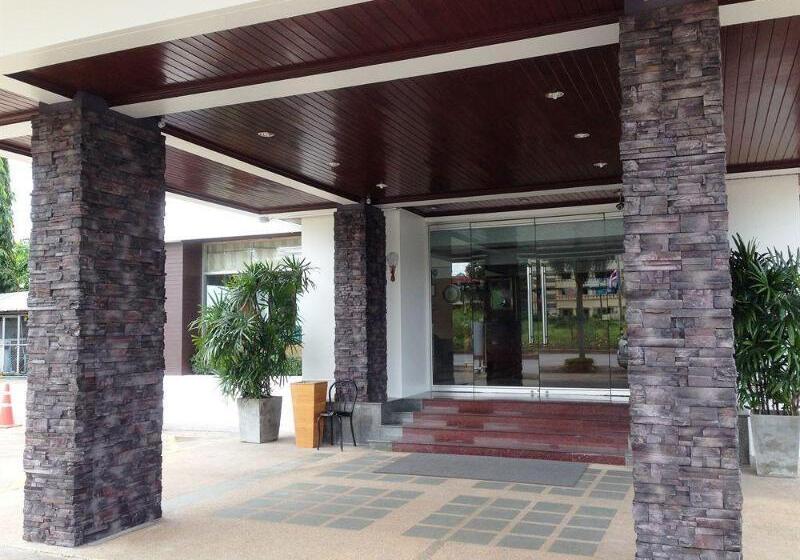 فندق New Travel Lodge