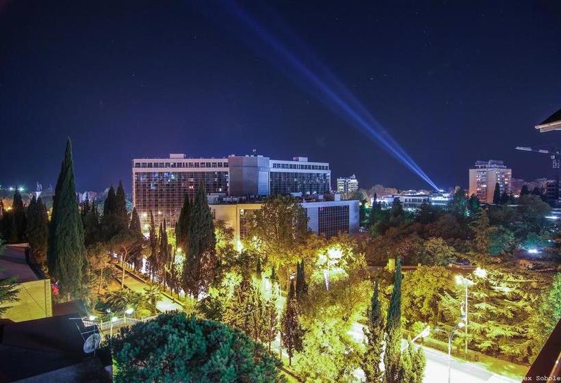 هتل Hostel Papa Na Dache