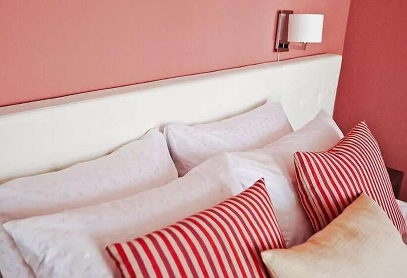 هتل Old Street Kostroma