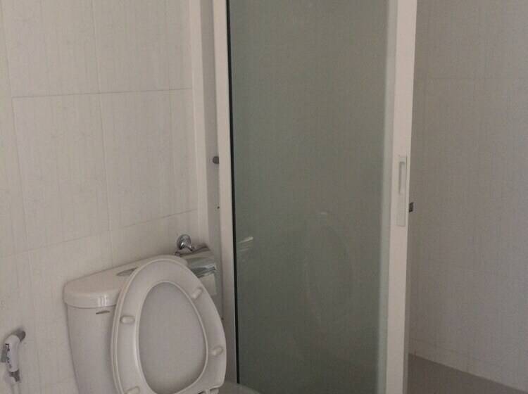 בית מלון כפרי Phu Pai Kaew Resort