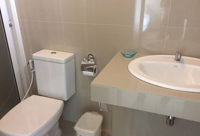 בית מלון כפרי Phu Pai Kaew Resort