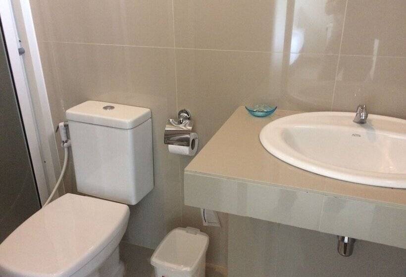 בית מלון כפרי Phu Pai Kaew Resort