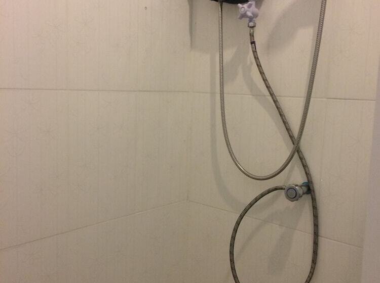 בית מלון כפרי Phu Pai Kaew Resort