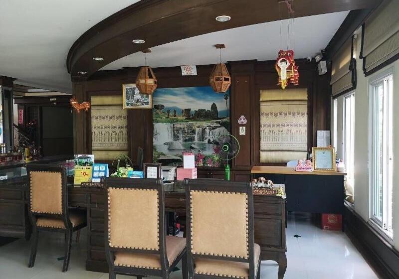 ホテル Phusuay Park View