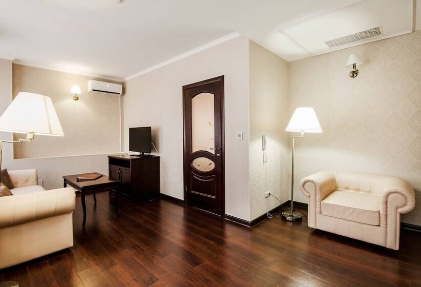 هتل Plaza Boutique